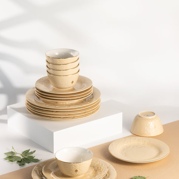طقم المائدة 18 قطعة من نقش- إيفوري و ذهبي