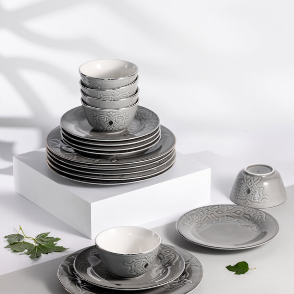 طقم المائدة 18 قطعة من نقش- رمادي و فضي 